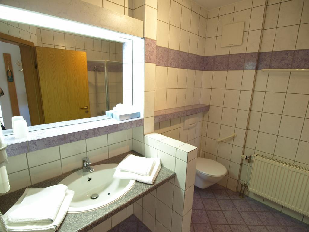 Hotel Landhaus Silbertanne Rotenburg an der Fulda Dış mekan fotoğraf