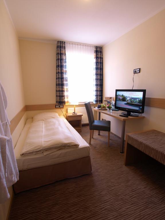 Hotel Landhaus Silbertanne Rotenburg an der Fulda Dış mekan fotoğraf