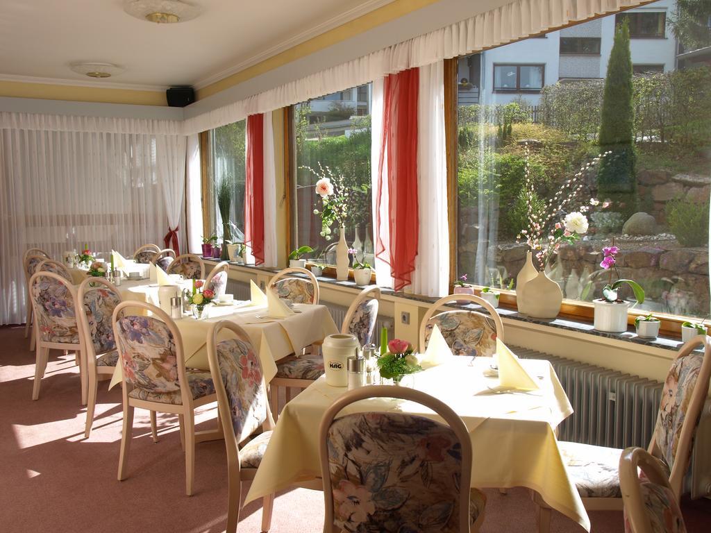 Hotel Landhaus Silbertanne Rotenburg an der Fulda Dış mekan fotoğraf